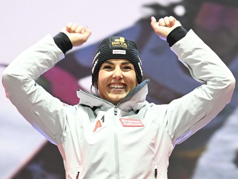 Dojenček je tu! Svetovna prvakinja Stephanie Venier je postala mama