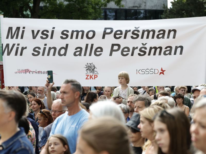 Racija na Peršmanovi domačiji je bila nezakonita in nesorazmerna