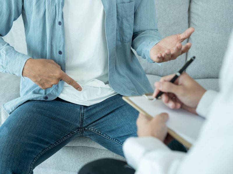 Kdaj k urologu? 13 simptomov, ki zahtevajo zdravniški pregled