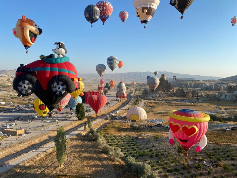V Murski Soboti potekal prvi mednarodni festival balonov posebnih oblik