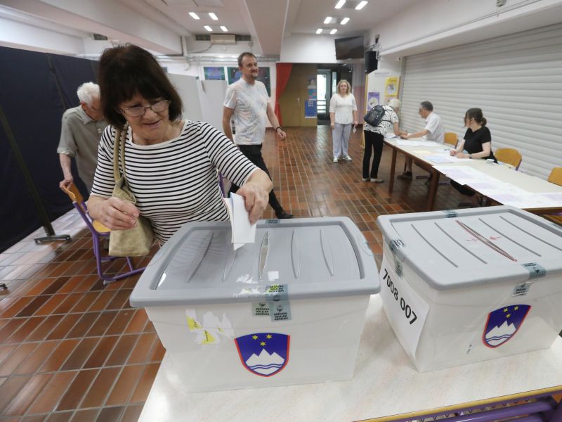 Predčasno glasovanje na referendumu samo še danes