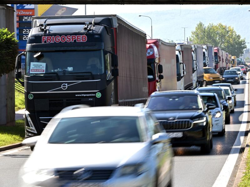 Protest prevoznikov v BiH se je končal, promet poteka nemoteno.