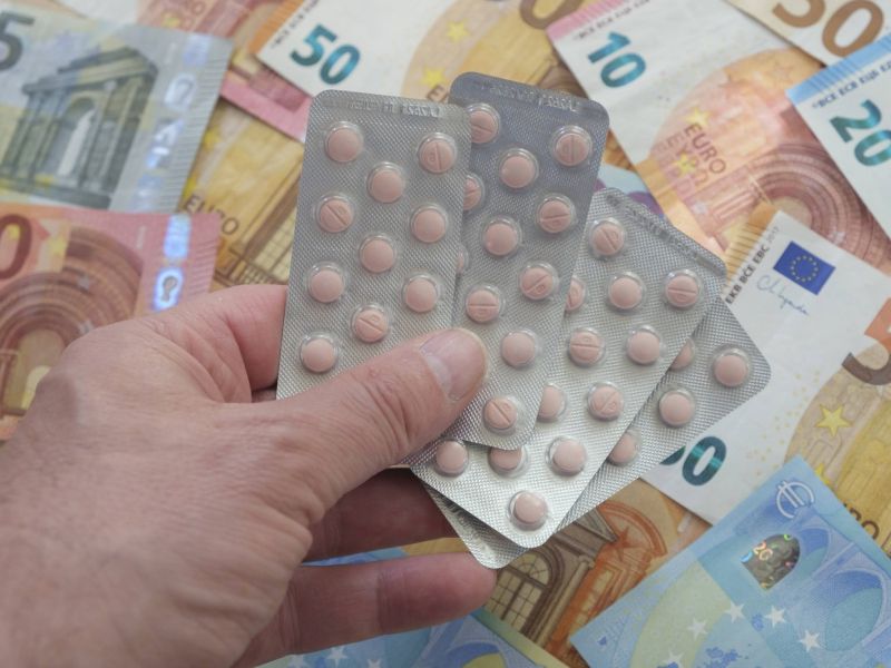 Od 1. marca plačujemo 39,36 € – obvezni zdravstveni prispevek znova raste