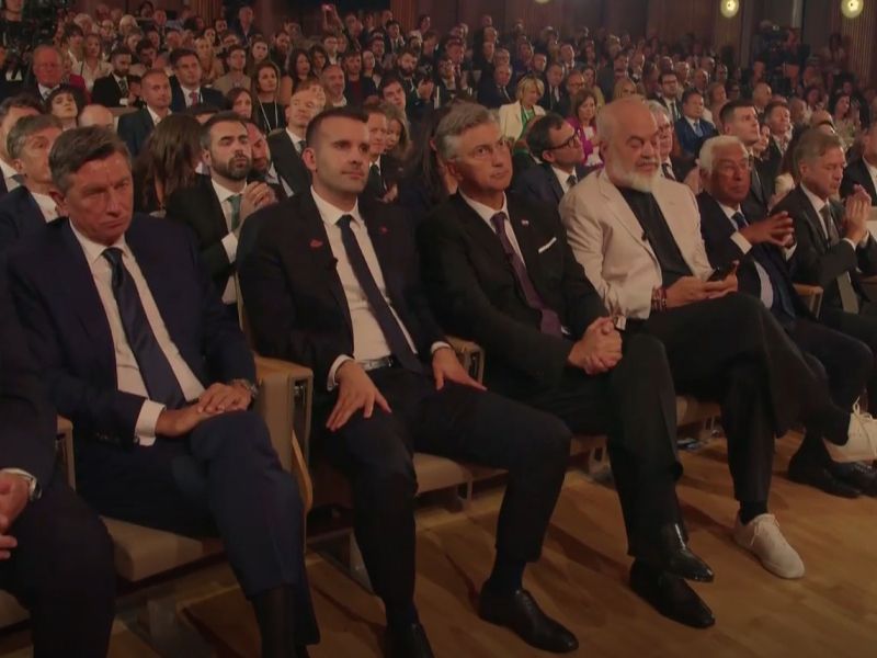 Pirc Musar s sporočilom voditeljem, ki ji niso zaploskali: To bi morali storiti že iz vljudnosti