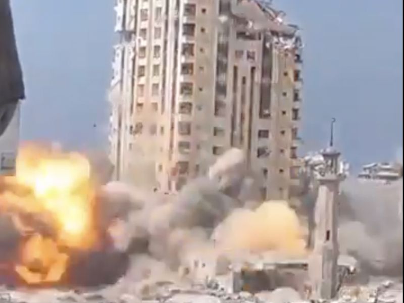 Izrael nadaljuje napade v Gazi: porušena stolpnica in ubit pripadnik Hamasa