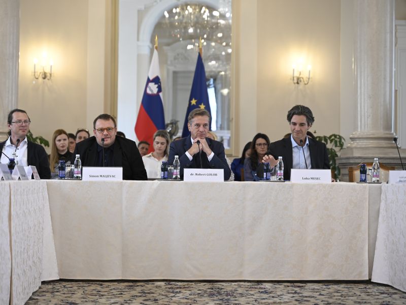 Golob napoveduje nadaljevanje prizadevanj za dolgotrajno oskrbo