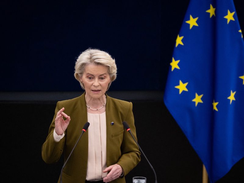 Von der Leyen: Če Rusija vdre, bo letalo padlo