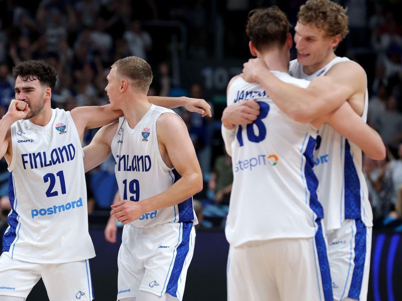 V polfinalu še Finci, čaka se le še na slovenski obračun