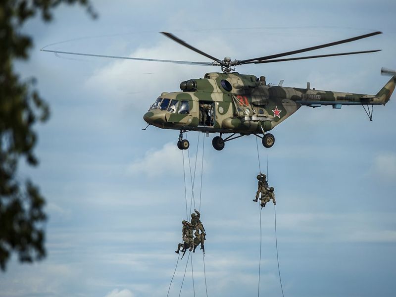 Rusija in Belorusija začeli skupne vojaške vaje, članice Nata v visoki pripravljenosti
