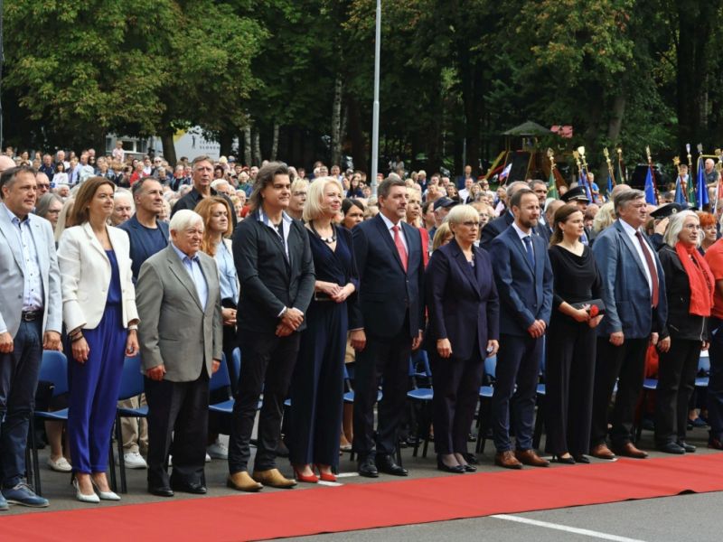 Pirc Musar na proslavi sporočila: &quot;Imejmo se radi&quot;