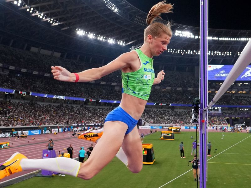 Tinaaaaaa mašina! Slovenska kolajna med svetovno elito