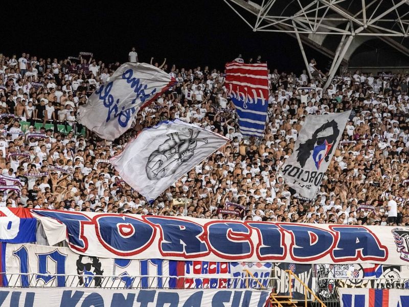 Ni miru na Poljudu – nov potres v Hajduku za zelo čudno situacijo