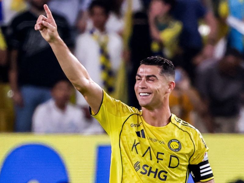 Ali je takšna razlika sploh možna?! Ronaldo svetlobna leta pred Messijem