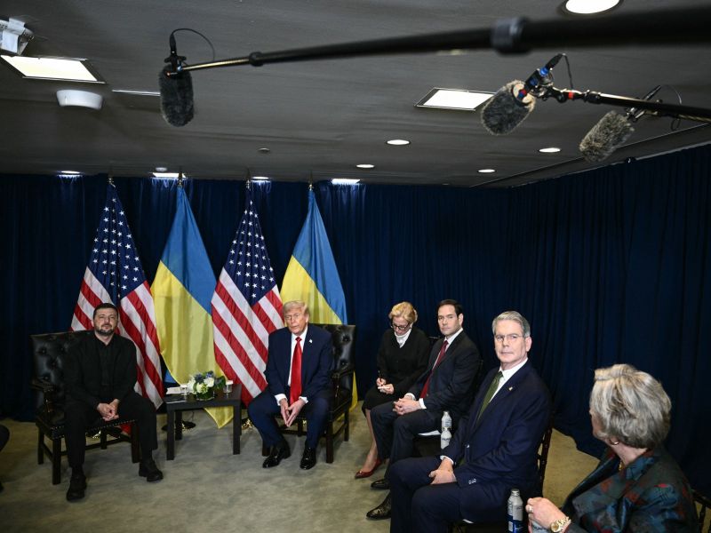 Trump: Nato bi moral sestreliti ruska letala ob kršitvi zračnega prostora