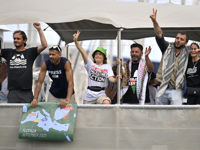 Humanitarna odprava proti Gazi znova tarča napadov z droni