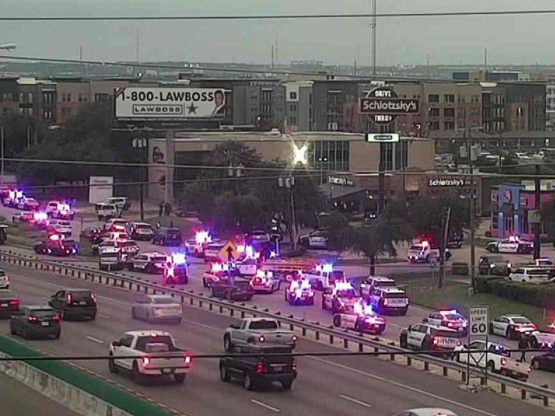 Ostrostrelec streljal na ameriški urad ICE: umrla je ena oseba