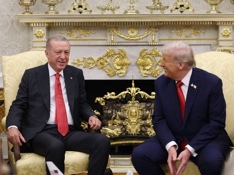 Trump Edoganu namignil, da ve veliko o ukradenih volitvah