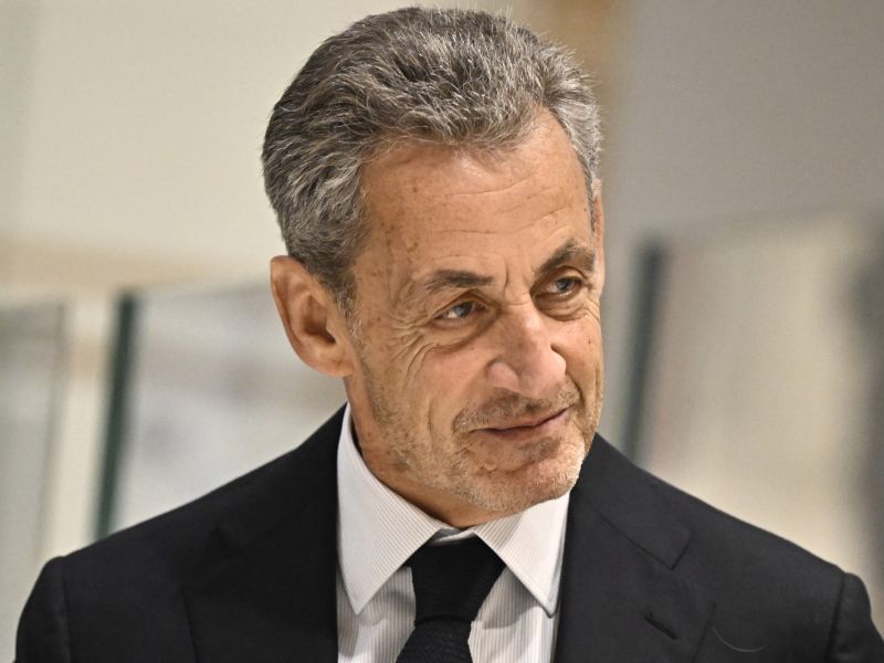 Sarkozy spoznan za krivega: prejemal Gadafijeve milijone