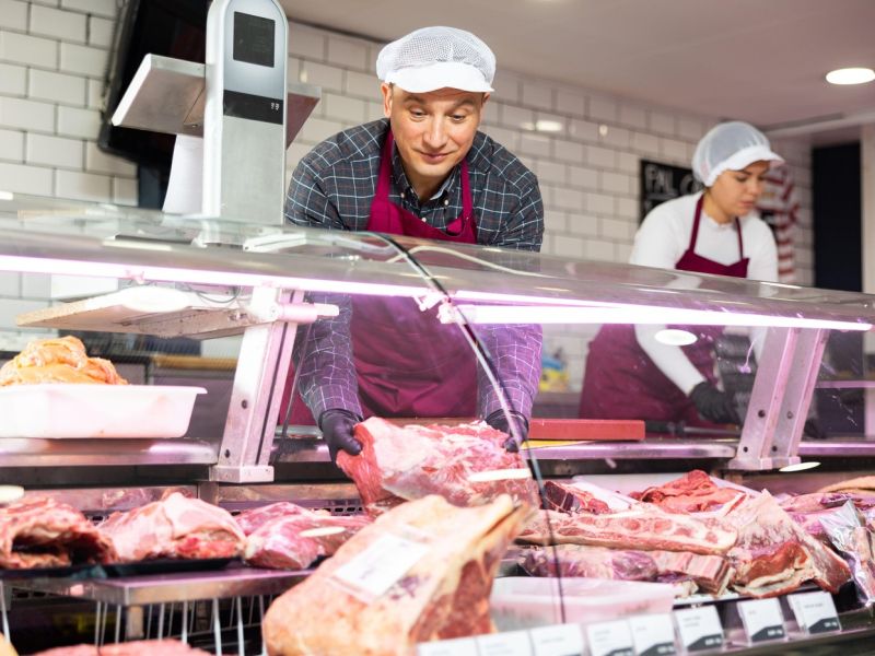 Cene govedine gredo v nebo: To so razlogi