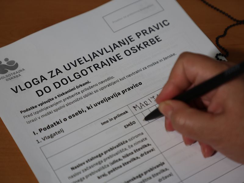 Pri sredstvih dolgotrajne oskrbe prednost varnosti pred donosnostjo