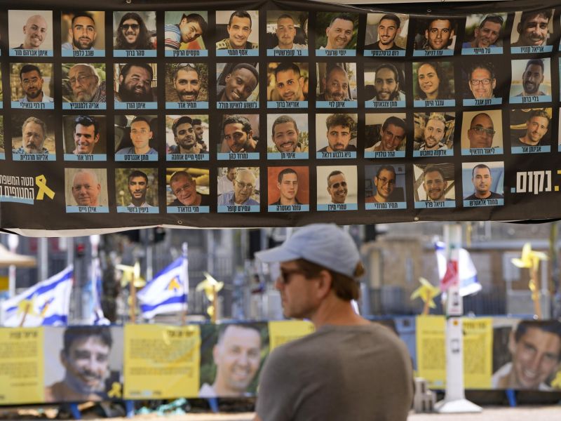 Vsi čakajo, kdaj bodo izpuščeni izraelski talci: Hamas in Izraelci v Egiptu