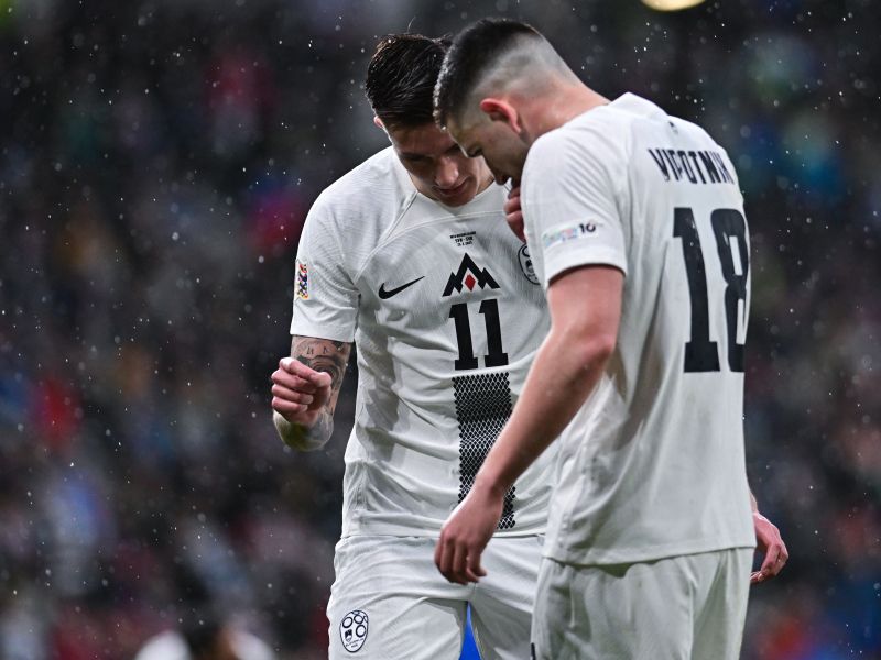 Slovenska nogometna reprezentanca začela priprave na tekmi s Kosovom in Švico