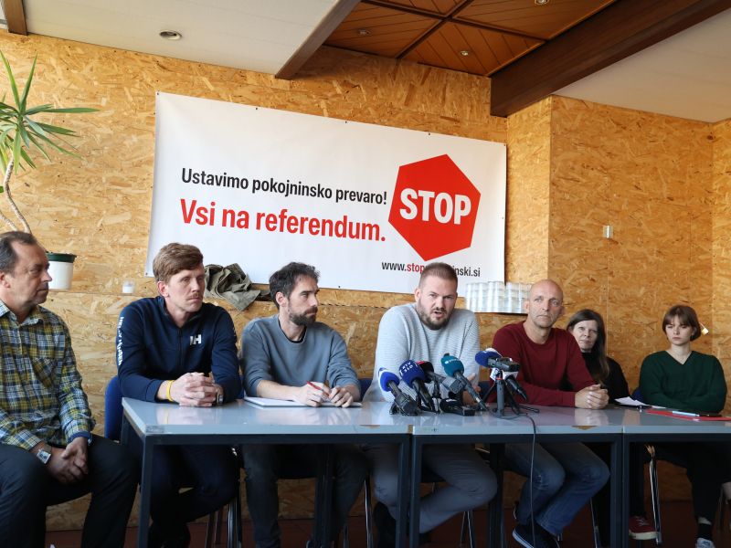 Delavska koalicija pred začetkom zbiranja podpisov: Ustrahujejo naše člane