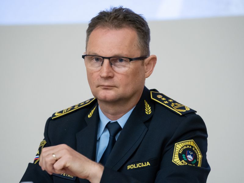 Damjan Petrič uradno novi generalni direktor policije