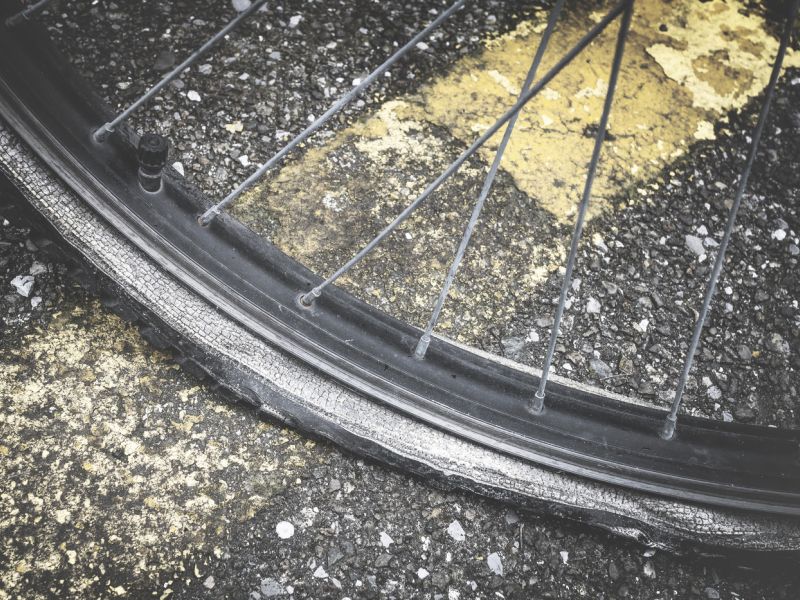 Pri Medvodah umrl starejši kolesar iz Kanade