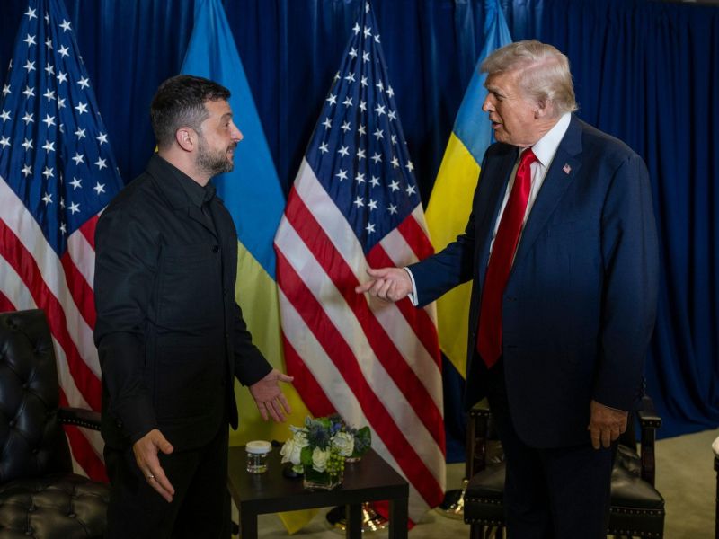 Zelenski Trumpa pozval, naj posreduje za prekinitev ognja tudi v Ukrajini