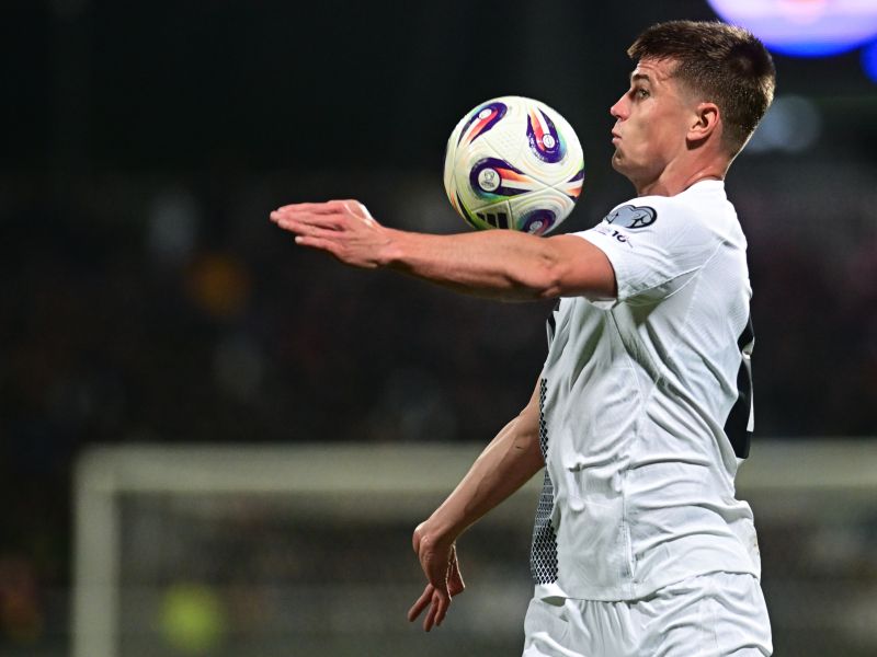 Kosovska navijaška norišnica pred stadionom, ti prizori skrbijo (video)