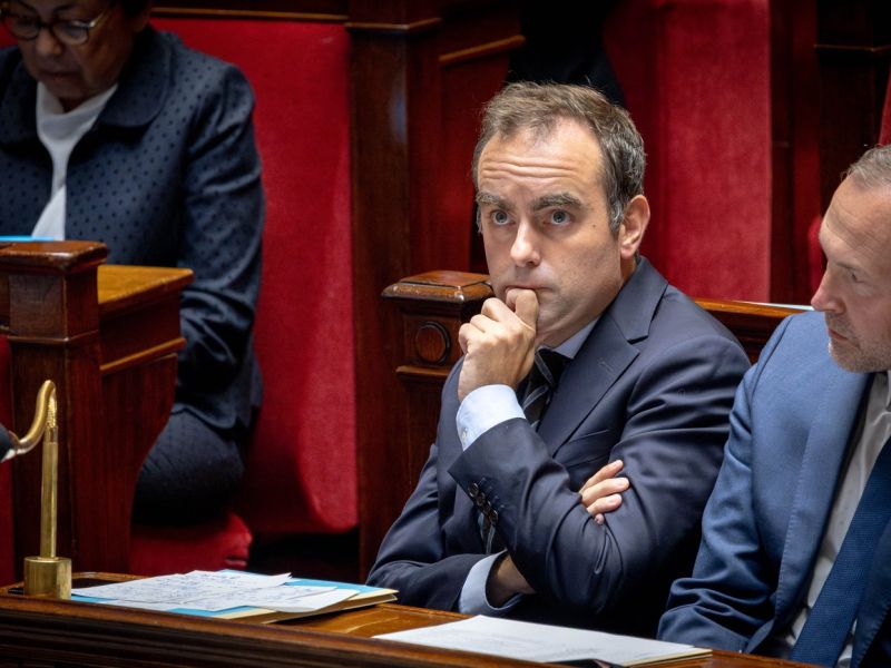 Francoska vlada na padla: nasprotnikom zmanjkalo 18 glasov