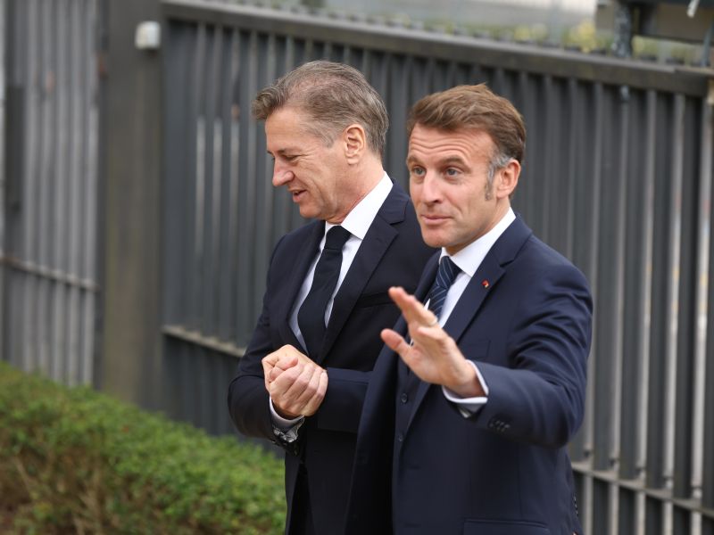 Macron v Luki Koper: Francija vidi Slovenijo kot strateška vrata v Evropo