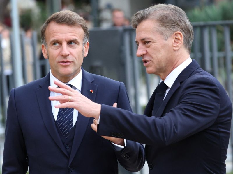 Doma iščejo dragulje, Macron pa utrjuje vezi s Slovenijo