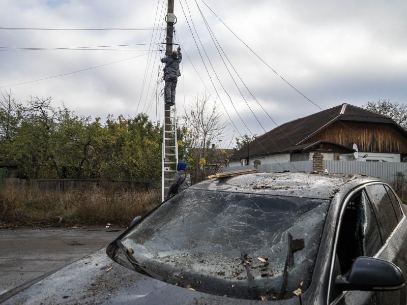 Ukrajina podaljšala izredno stanje in splošno mobilizacijo
