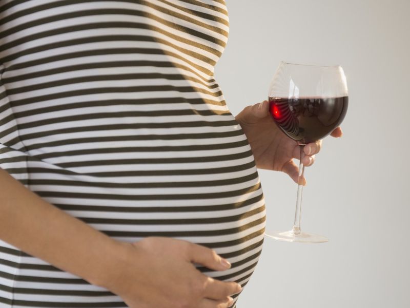Slovenke se zavedajo nevarnosti uživanja alkohola med nosečnostjo
