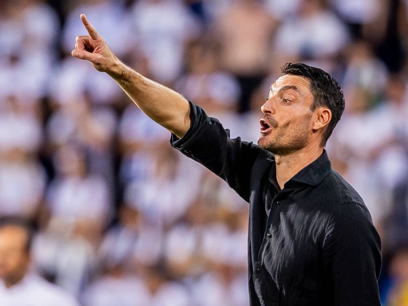 Riera proti Bayerju ali Mariboru? Športni direktor Eintrachta razkril vse