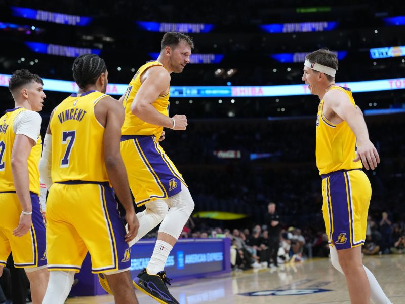 Igra kot Dončić in s tem povzroča glavobol Lakersom - kaj bo storil poleti?