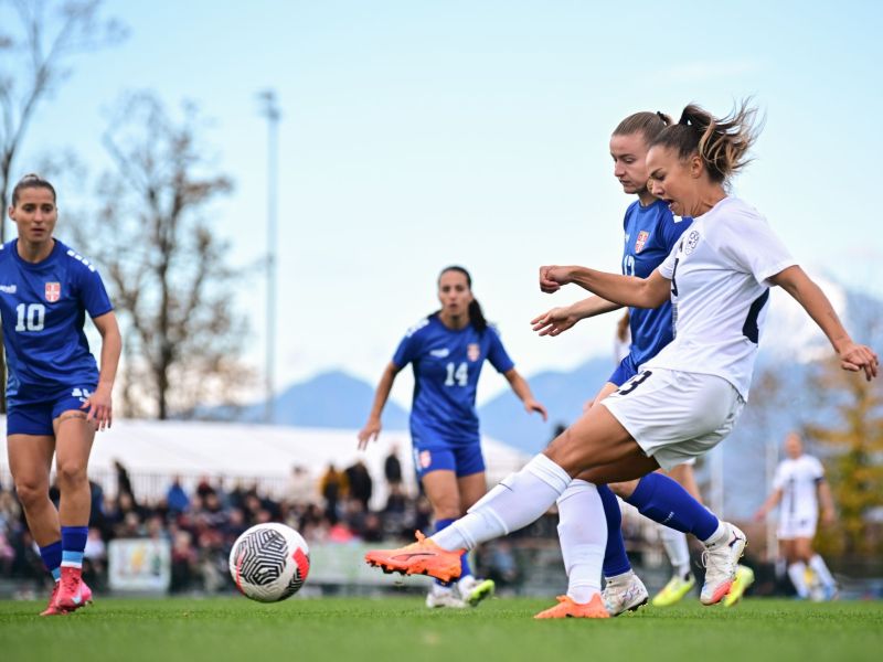 Slovenske nogometašice izgubile prijateljsko tekmo proti Srbiji