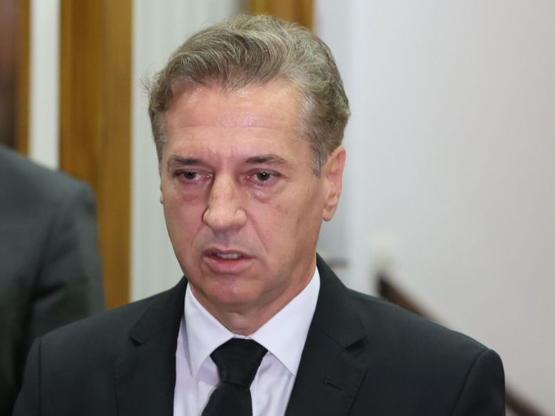 Golob v DZ poslal kandidata Kokalj in Zlobka za ministra