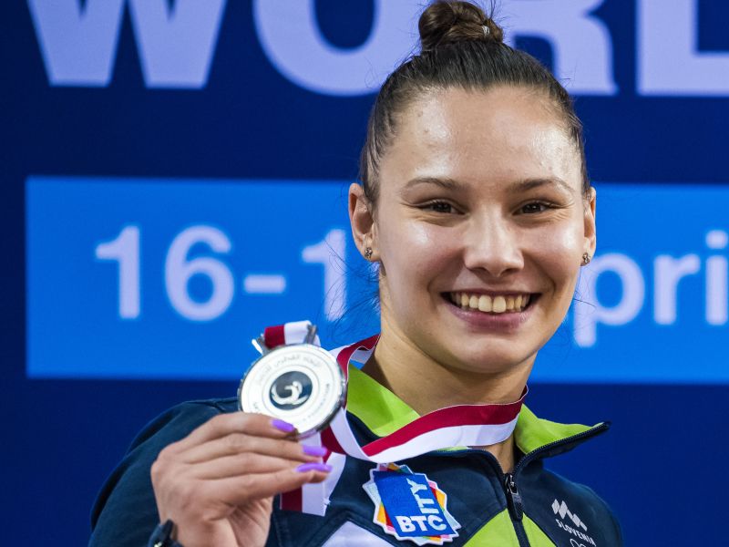 Kdo je simpatična Slovenka, ki je spisala zgodovino slovenskega športa?