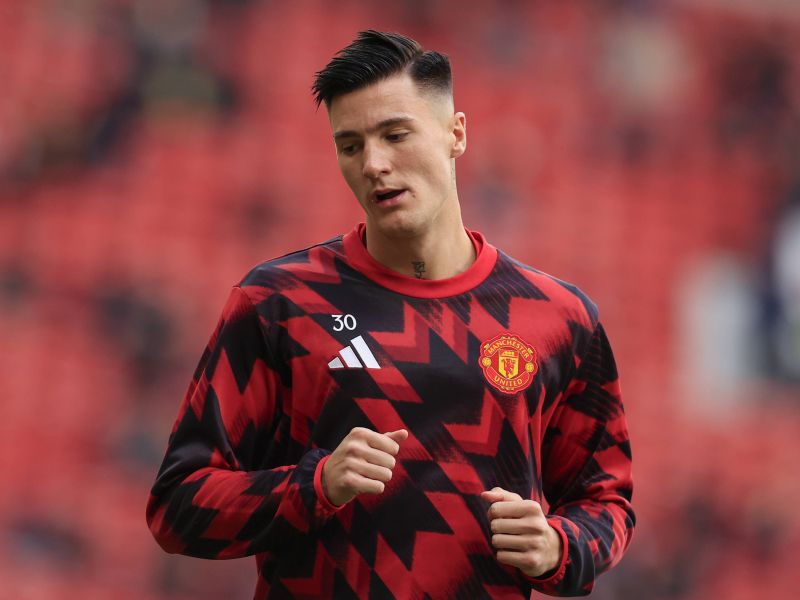 Drama na Šeškovem domu: Vsiljivec prelisičil varnostnike, nato intervencija