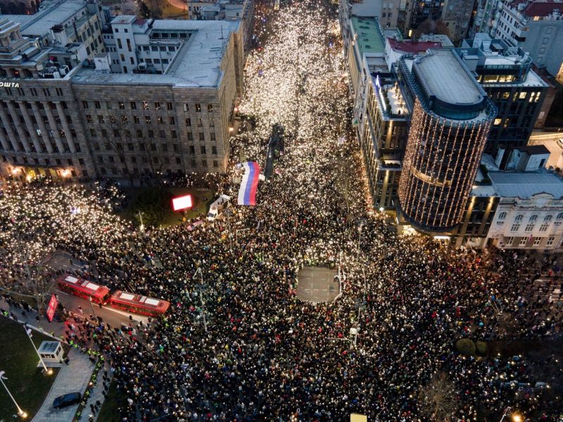 Leto protestov v Srbiji: Tragedija, ki je prebudila ljudstvo