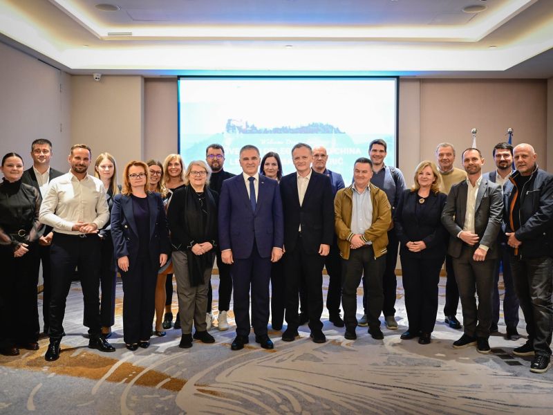 Slovenska gospodarska delegacija krepi vezi s Kitajsko na mednarodnem sejmu