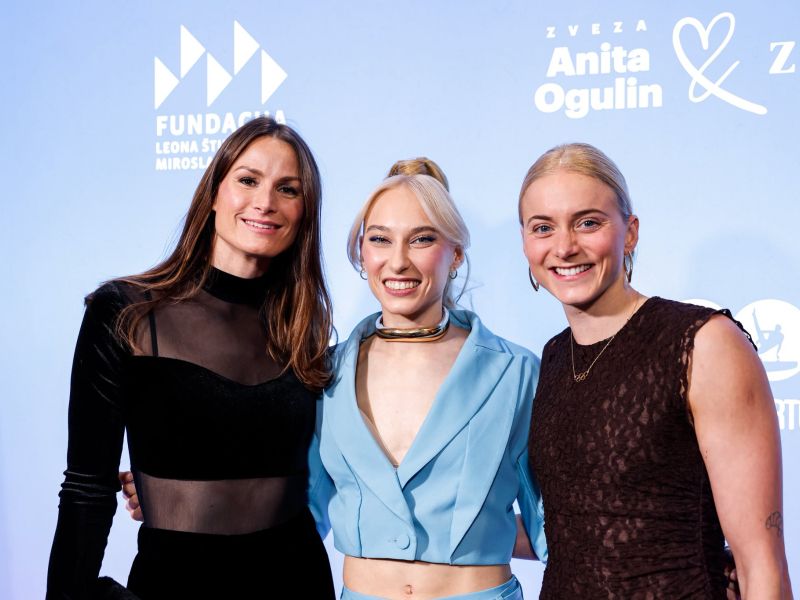 Janja zbrala 318.292 evrov in očarala s svojo podobo