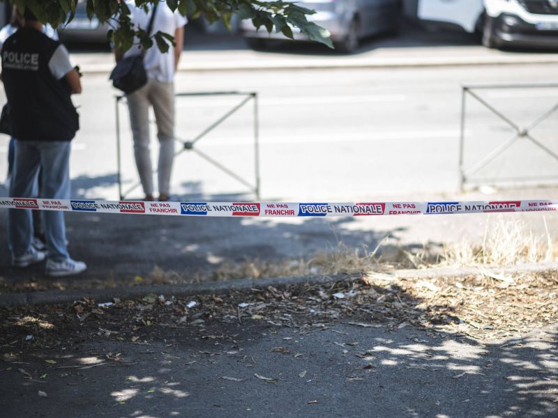 V Franciji voznik namerno v pešce in kolesarje, več huje poškodovanih