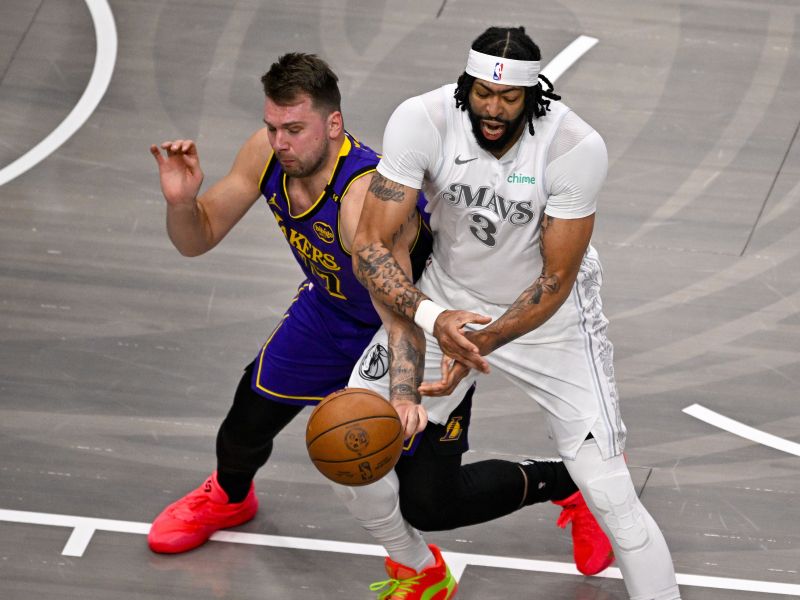 Kar Dončić dela Davisu, je norost brez primere, navijači Dallasa obupani