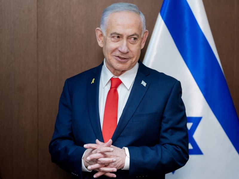 Netanjahu s prošnjo predsedniku za pomilostitev