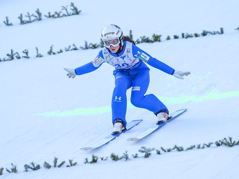 Slovenska mlada šampionka ne obupuje: Morda ne bom v redu za skoke, a ...