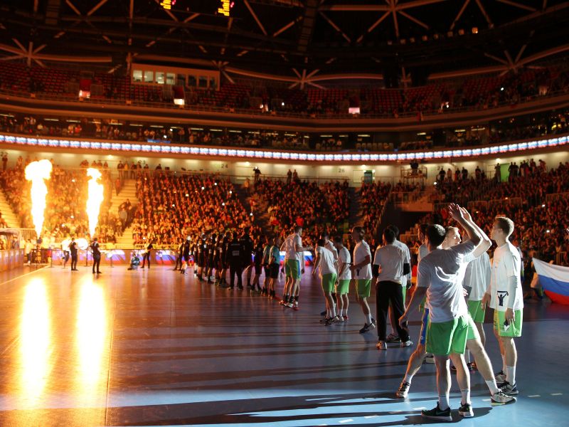 Pri Zormanu kraljev nečak in sloviti priimki: Krivokapić, Fis, Urdangarin